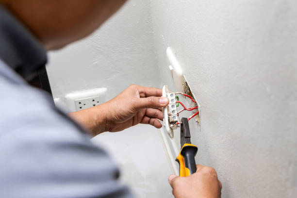 Best Circuit Breaker Repair  in Kenly, NC